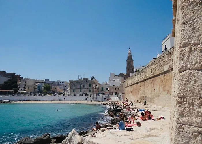 Deledda 度假居 莫诺波利